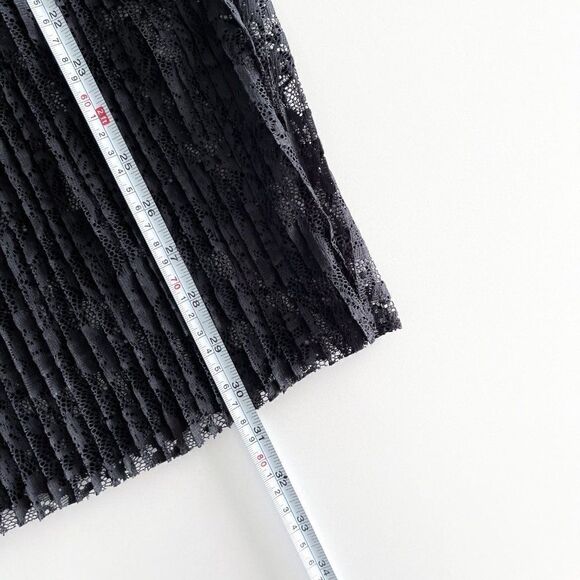 Blashe / Lace Skirt / Spring / Size Medium - Picture 5 of 7